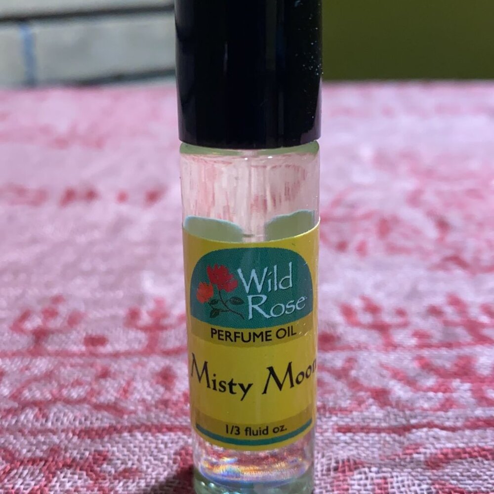 Wild Rose Roll-On Misty Moon Body Oil